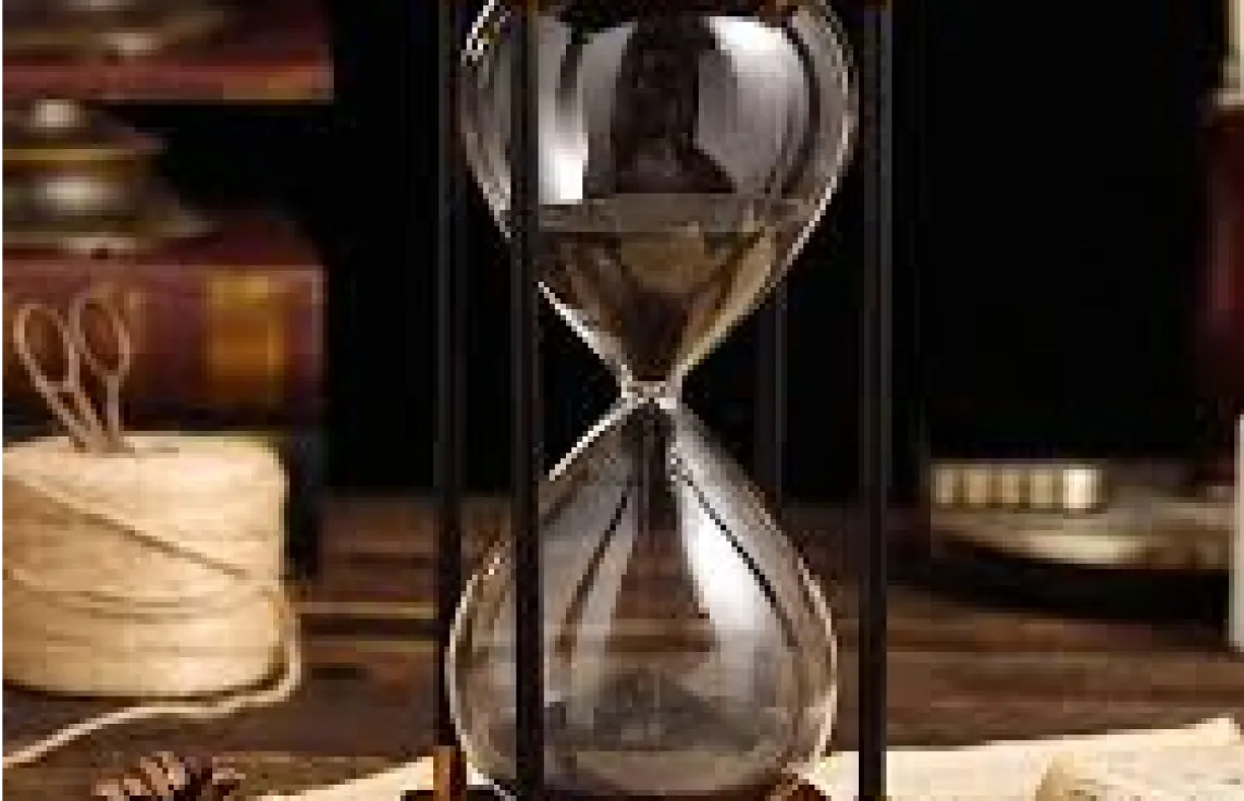 Classic hourglass